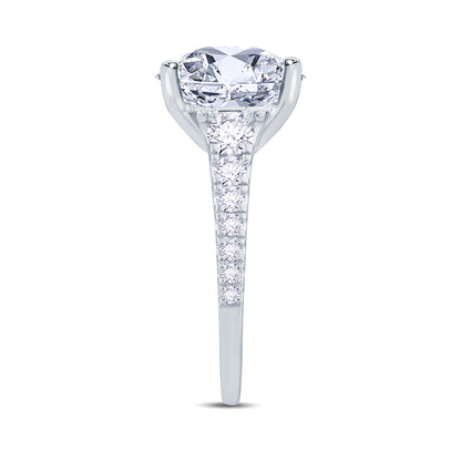 oval-reverse-graduation-solitaire-plus-engagement-ring
