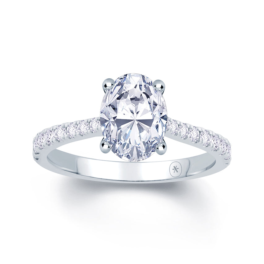 18k-white-gold-oval-diamond-band